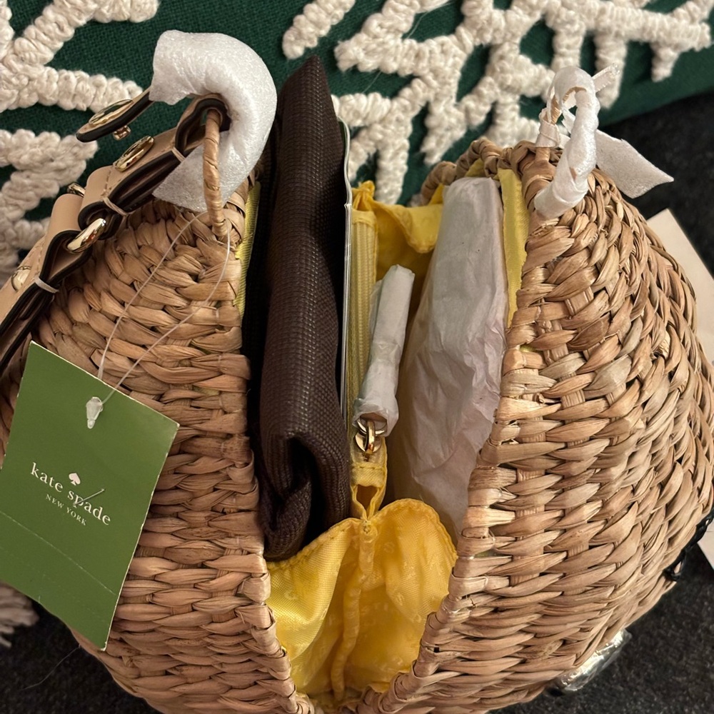 SOLD - NWT KATE SPADE Oh HONEY 🐝 Pot Wicker Purse - Picture 8 of 10